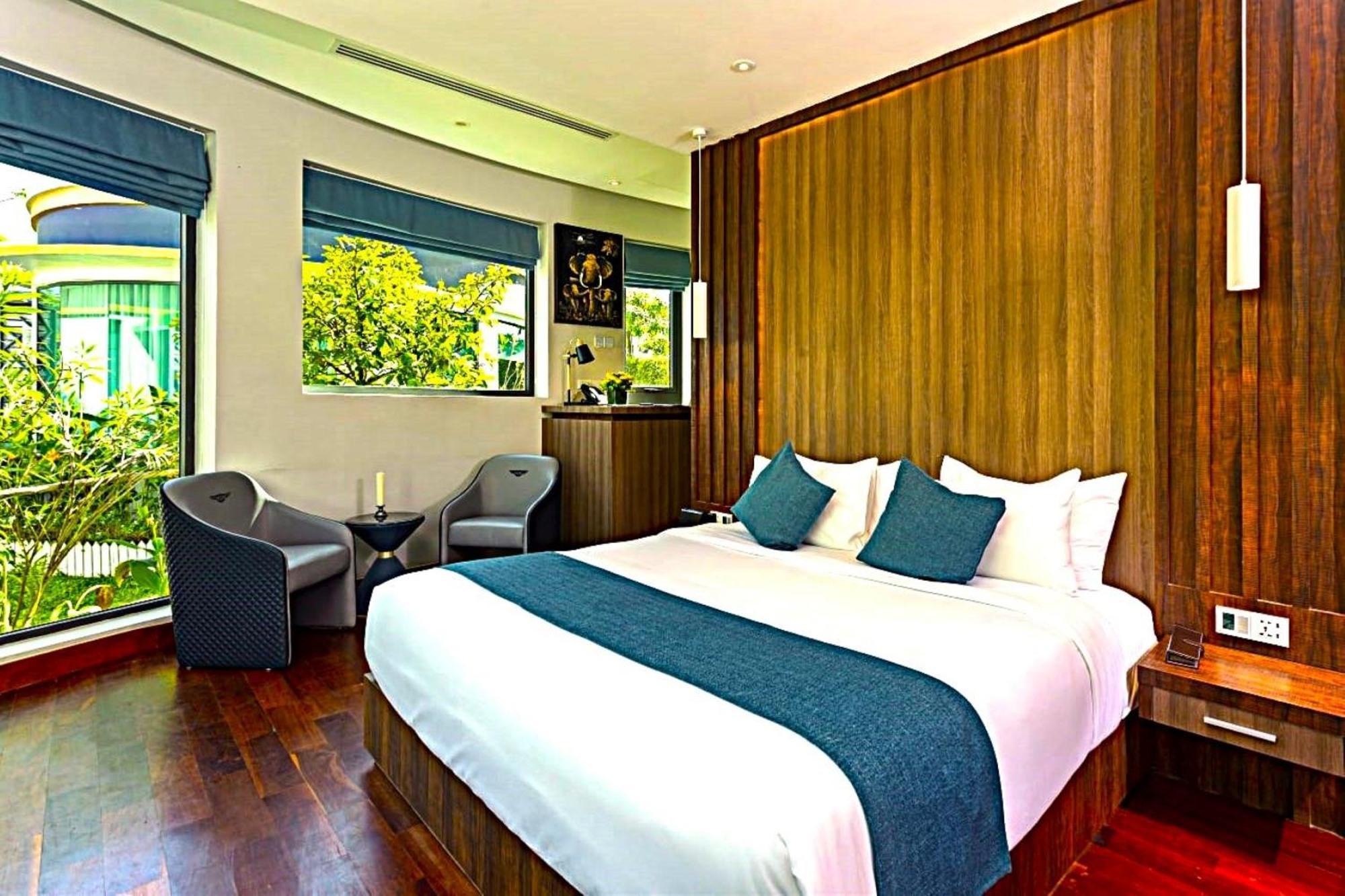 Castle Bayview Resort & Spa Kâmpôt Zewnętrze zdjęcie